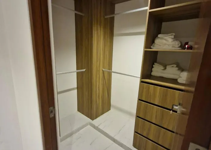 Super Cute Flat On 5th Ave In Pdc Steps From Playa del Carmen