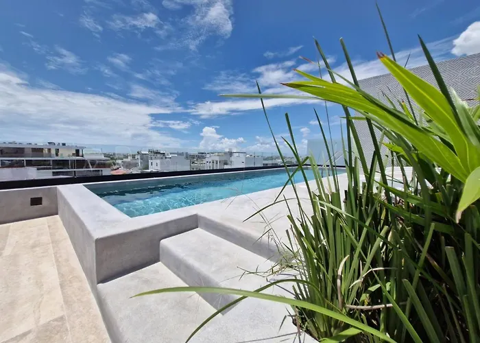 Super Cute Flat On 5th Ave In Pdc Steps From
