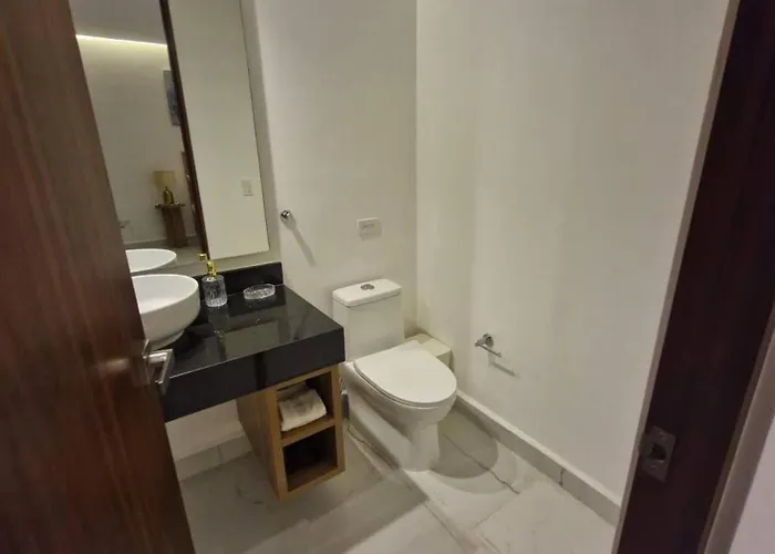 Super Cute Flat On 5th Ave In Pdc Steps From Apartamento Playa del Carmen