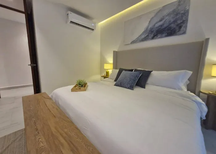 Super Cute Flat On 5th Ave In Pdc Steps From *